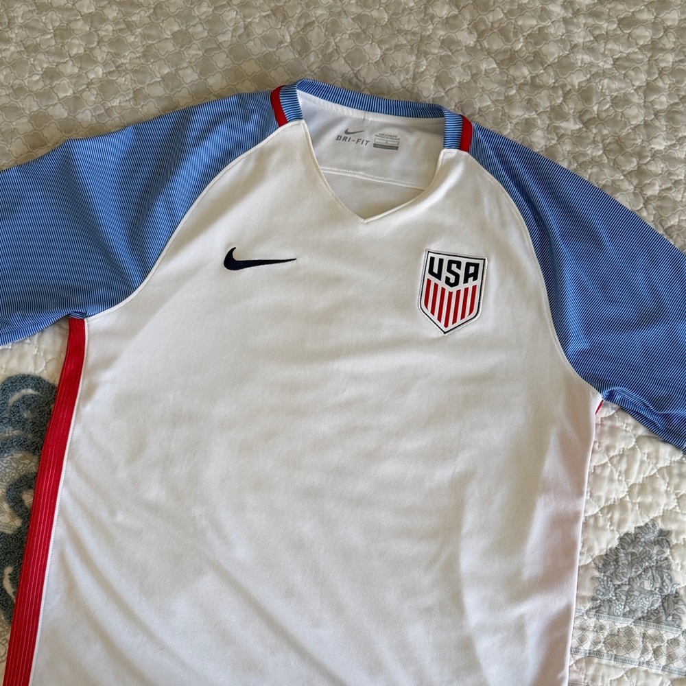 Nike USA Men's White and Light Blue Soccer Jersey